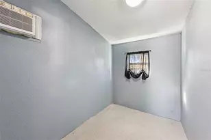 962 Saxon Blvd, Deltona, FL 32725 - Photo 11