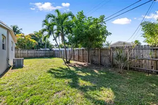 5641 NE 8th Ave, Wilton Manors, FL 33334 - Photo 27