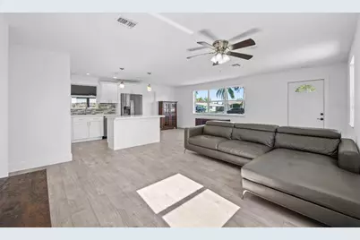 5641 NE 8th Avenue, Wilton Manors, FL 33334 - Photo 5