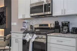 7514 Sunflower Cir, Kissimmee, FL 34747 - Photo 7