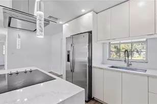 4447 Ivey Ct, Orlando, FL 32811 - Photo 3