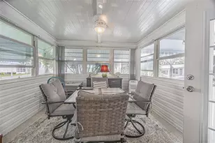 37513 Campo Ave, Zephyrhills, FL 33541 - Photo 5