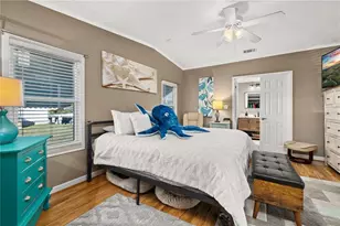 37513 Campo Ave, Zephyrhills, FL 33541 - Photo 11