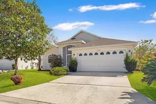 348 Sir Phillips Dr, Davenport, FL 33837 - Photo 1