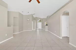 348 Sir Phillips Dr, Davenport, FL 33837 - Photo 15