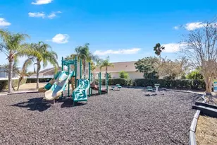 348 Sir Phillips Dr, Davenport, FL 33837 - Photo 31