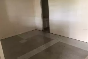 414 1/2 Miami St, Lake Wales, FL 33853 - Photo 5