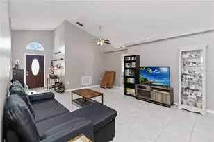 10844 Flycast Cir, Orlando, FL 32825 - Photo 5