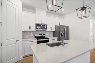 16436 Silver Brook Wy, Winter Garden, FL 34787 - Photo 3