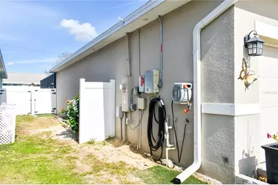 180 Lake Smart Circle, Winter Haven, FL 33881 - Photo 5