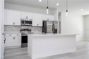 10107 N Ocean Dr, Citrus Springs, FL 34434 - Photo 13