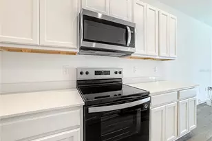 2641 Olympic Ct, Davenport, FL 33837 - Photo 11