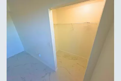 5560 Metrowest Blvd #308, Orlando, FL 32811 - Photo 13