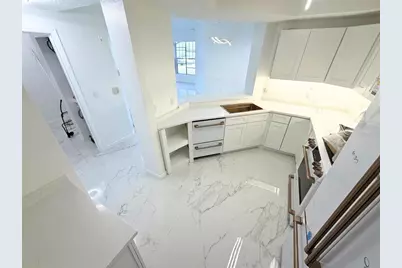 5560 Metrowest Blvd #308, Orlando, FL 32811 - Photo 7