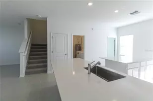 2278 White Buffalo St, Apopka, FL 32703 - Photo 9