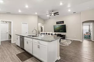 1539 Eucalyptus Wy, Davenport, FL 33837 - Photo 9