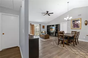 7702 Legacy Ln, Orlando, FL 32818 - Photo 9