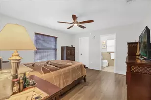 7702 Legacy Ln, Orlando, FL 32818 - Photo 5