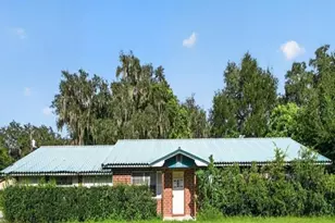 119 N West St, Bushnell, FL 33513 - Photo 1