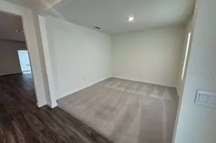 313 Talisi Loop, Saint Cloud, FL 34771 - Photo 5