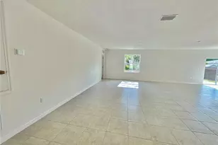 560 Walnut Ave, Orange City, FL 32763 - Photo 11