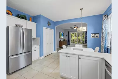 2761 Eagle Glen Circle, Kissimmee, FL 34746 - Photo 17