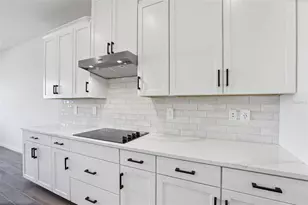 1842 Coolridge Pl, Zephyrhills, FL 33541 - Photo 23