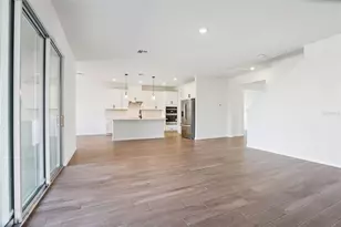 1842 Coolridge Pl, Zephyrhills, FL 33541 - Photo 11