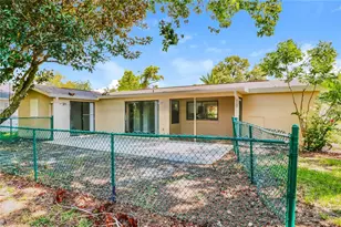 4248 Raccoon Loop, New Port Richey, FL 34653 - Photo 15