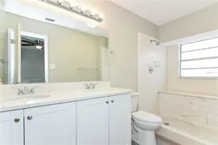 13210 Silvercreek Dr, Riverview, FL 33569 - Photo 11