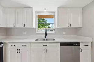 1170 NE 26th Ave, Pompano Beach, FL 33062 - Photo 17