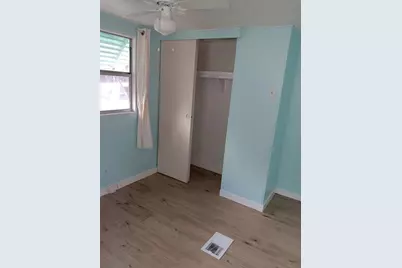 5609 Hancock Drive, Wildwood, FL 34785 - Photo 7