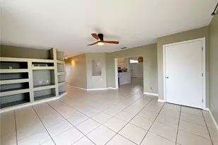 132 Robbins Rest Cir, Davenport, FL 33896 - Photo 11