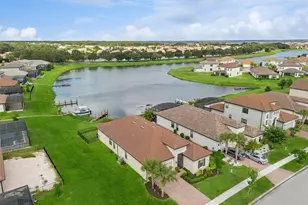 3964 Carrick Bend Dr, Kissimmee, FL 34746 - Photo 5