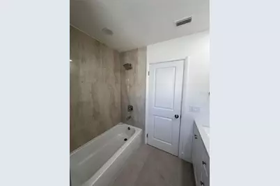 2502 Tropical Shores Drive SE, Saint Petersburg, FL 33705 - Photo 25