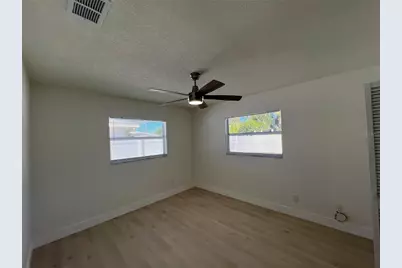 2502 Tropical Shores Drive SE, Saint Petersburg, FL 33705 - Photo 19
