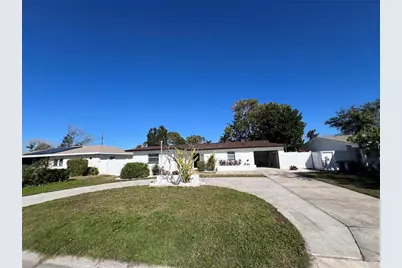 2502 Tropical Shores Drive SE, Saint Petersburg, FL 33705 - Photo 7