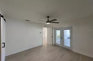 2502 Tropical Shores Dr SE, Saint Petersburg, FL 33705 - Photo 13