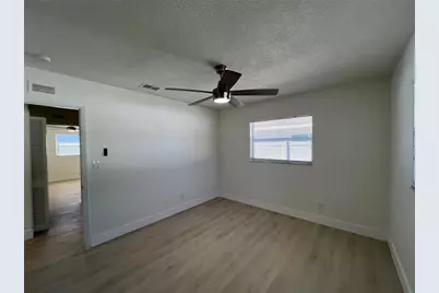2502 Tropical Shores Drive SE, Saint Petersburg, FL 33705 - Photo 21