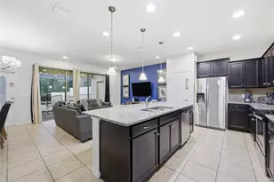 8851 Geneve Ct, Kissimmee, FL 34747 - Photo 9