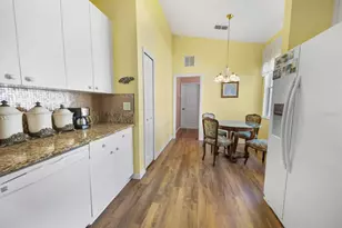 880 Wolf Creek St, Clermont, FL 34711 - Photo 9