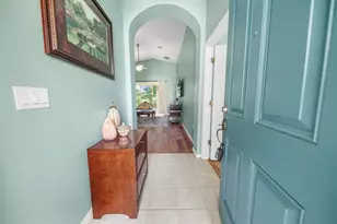 880 Wolf Creek St, Clermont, FL 34711 - Photo 3