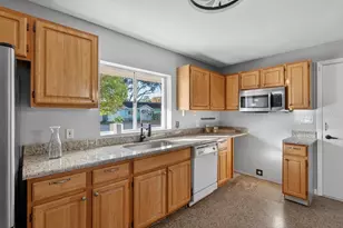 3015 Stella Maria Pl, Orlando, FL 32827 - Photo 11