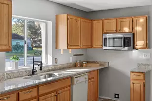 3015 Stella Maria Pl, Orlando, FL 32827 - Photo 3