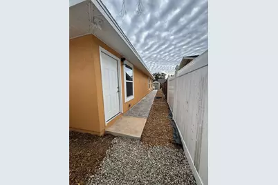 8623 Baylor Circle, Orlando, FL 32817 - Photo 3