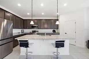 33400 Country House Dr, Sorrento, FL 32776 - Photo 9