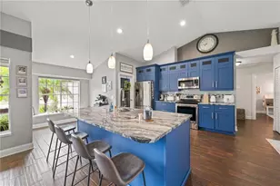 7507 Whisper Woods Ct, New Port Richey, FL 34655 - Photo 5