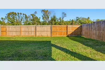 519 Scarlet Maple Court, Plant City, FL 33563 - Photo 21