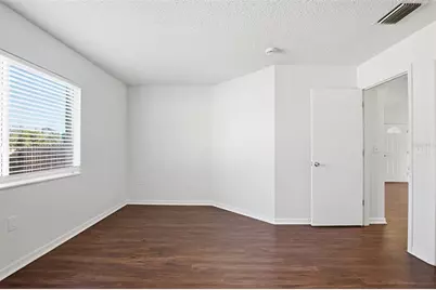 519 Scarlet Maple Court, Plant City, FL 33563 - Photo 13