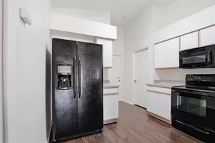 519 Scarlet Maple Ct, Plant City, FL 33563 - Photo 5